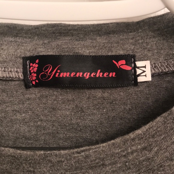 💜Tops 3 for $15 - add to bundle - Picture 2 of 3